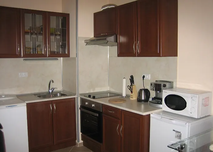 Alexander Business *